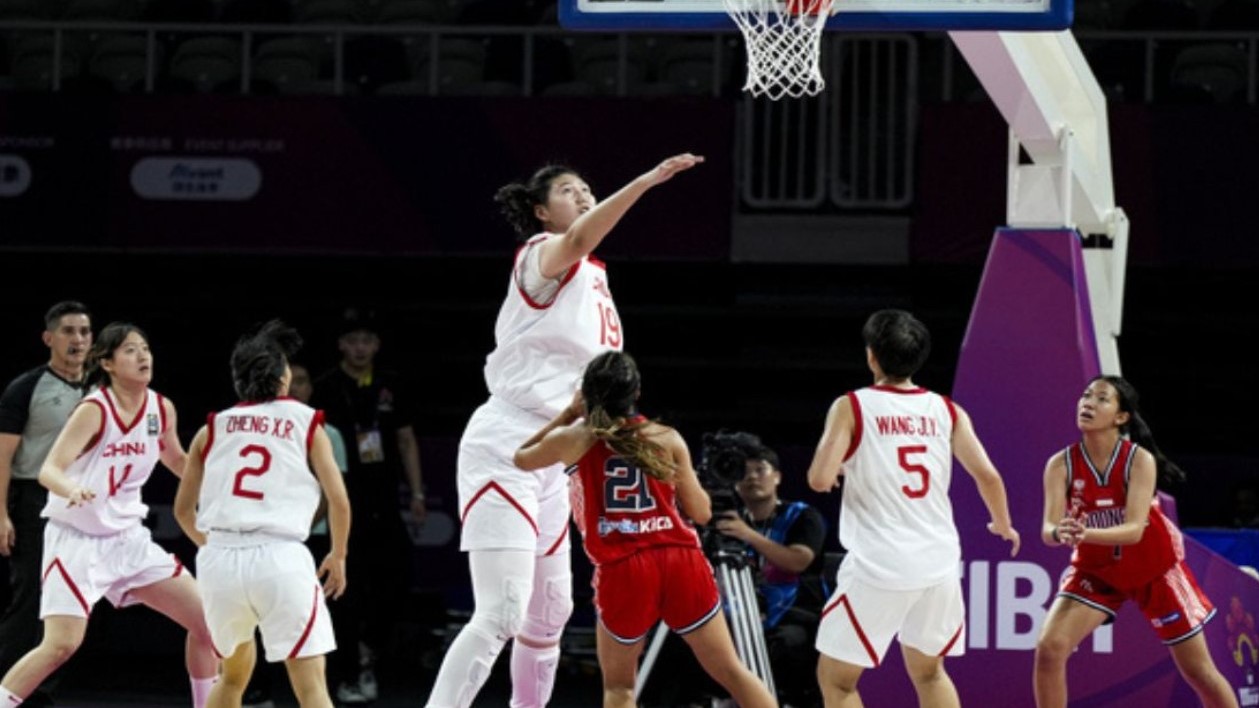 Mengenal Zhang Ziyu, 'Raksasa' Cina yang Bikin Tim Basket Putri Indonesia Terbantai 109-50 