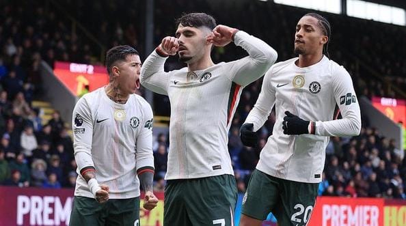 Chelsea Mantap di Jalur Kemenangan, Tundukkan Burnley 2-0 dan Tempel Ketat Arsenal di Papan Atas