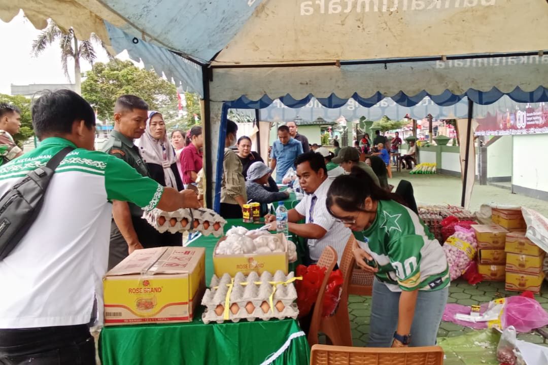 Gerakan Pangan Murah Kodim 0912/Kubar Diserbu Warga, Harga Sembako Lebih Murah dari Pasar