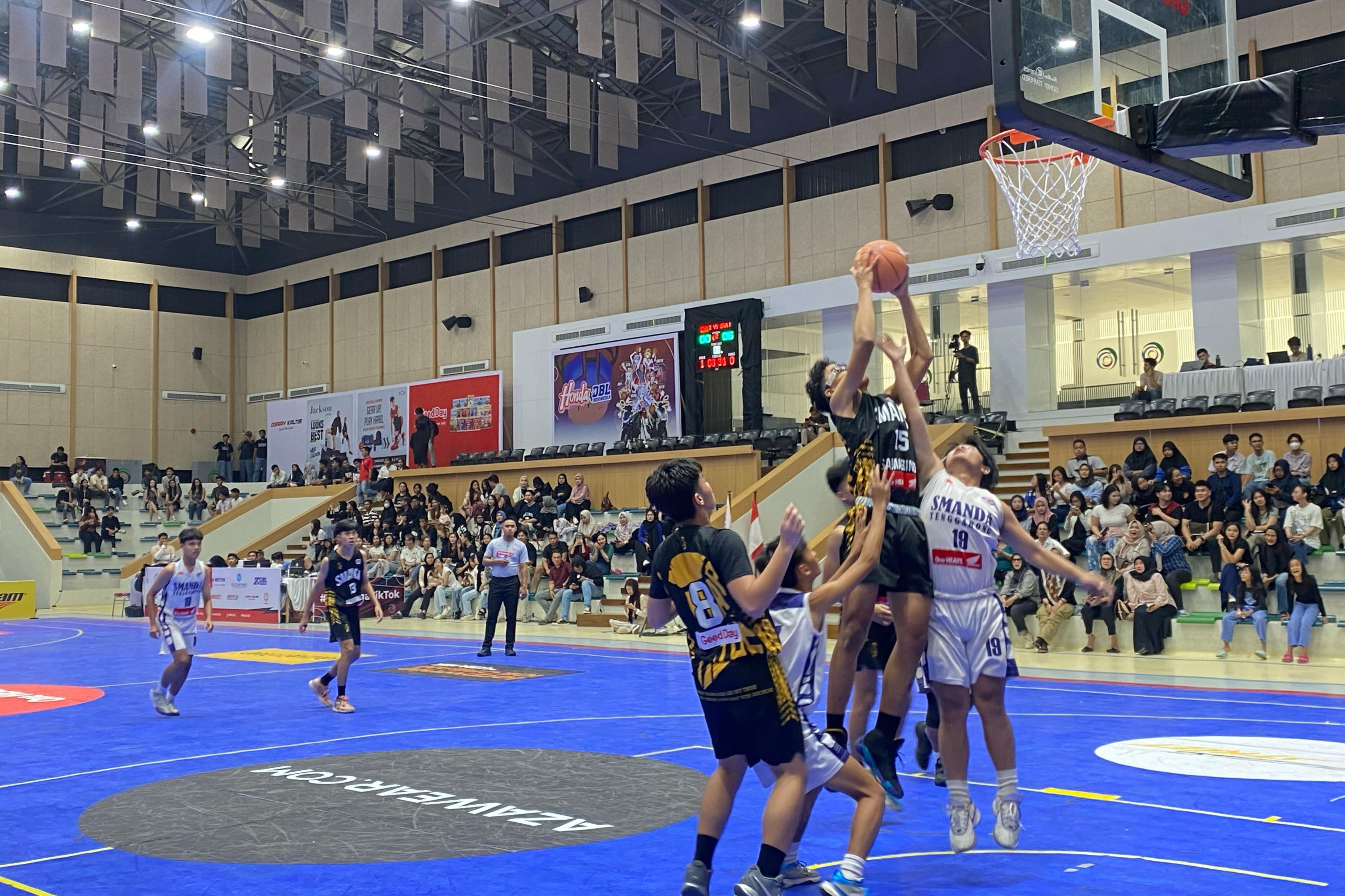 SMAN 1 Samarinda Melaju ke 8 Besar DBL Samarinda, Menang 31-16 atas SMAN 2 Tenggarong