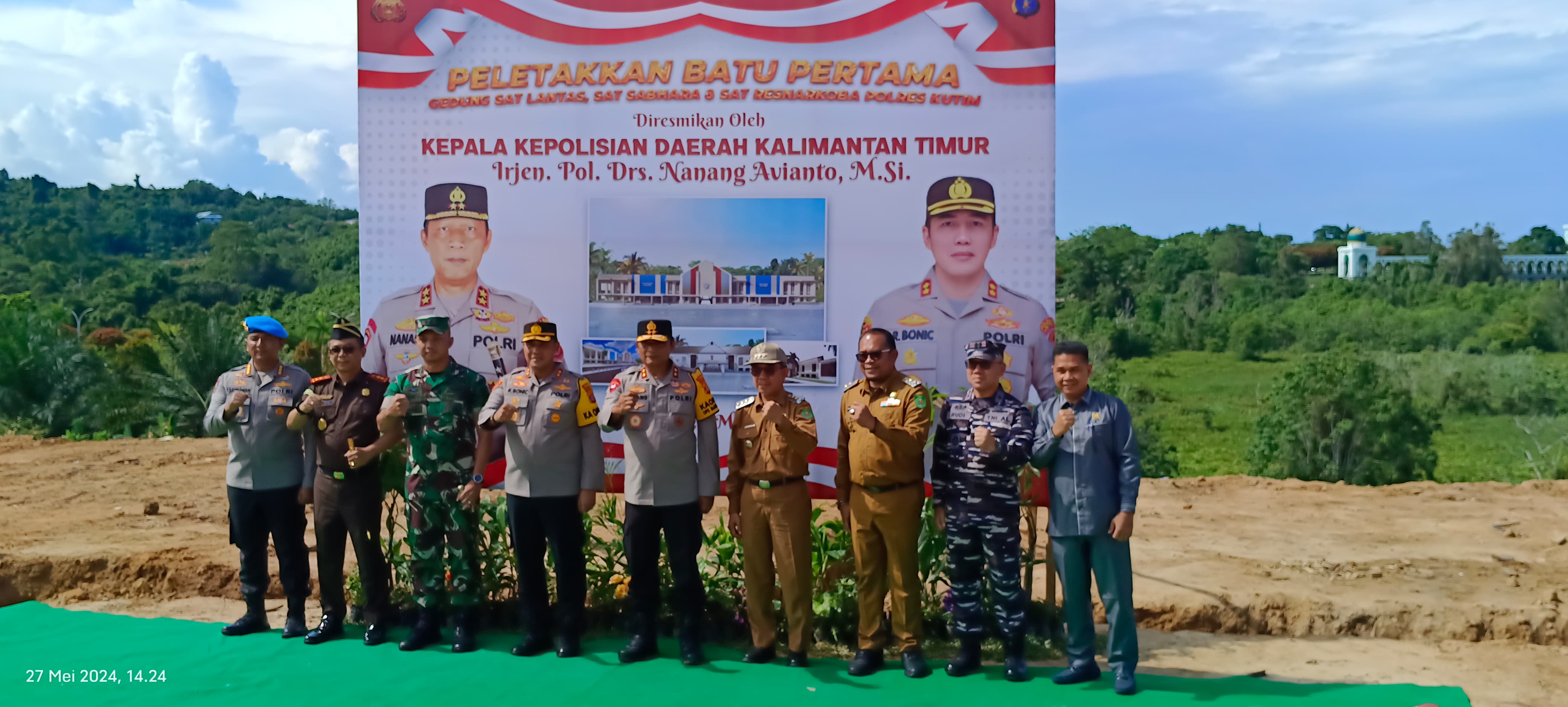 Ketua DPRD Kutim Hadiri Peletakan Batu Pertama Gedung Sat Sabhara Polres Kutim   