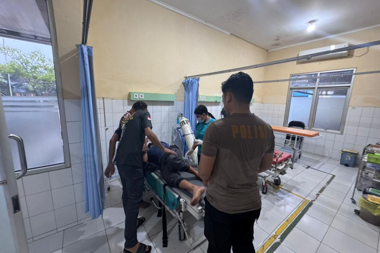 Hujan Deras Berteduh di Bawah Pohon, 3 Warga Bengalon Kutai Timur Tersambar Petir