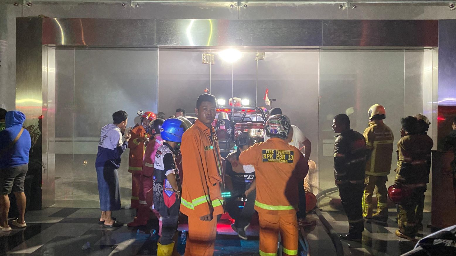 Update Kebakaran Big Mall Samarinda: Sistem Proteksi Kebakaran Tidak Aktif, Puluhan Pengunjung Terjebak