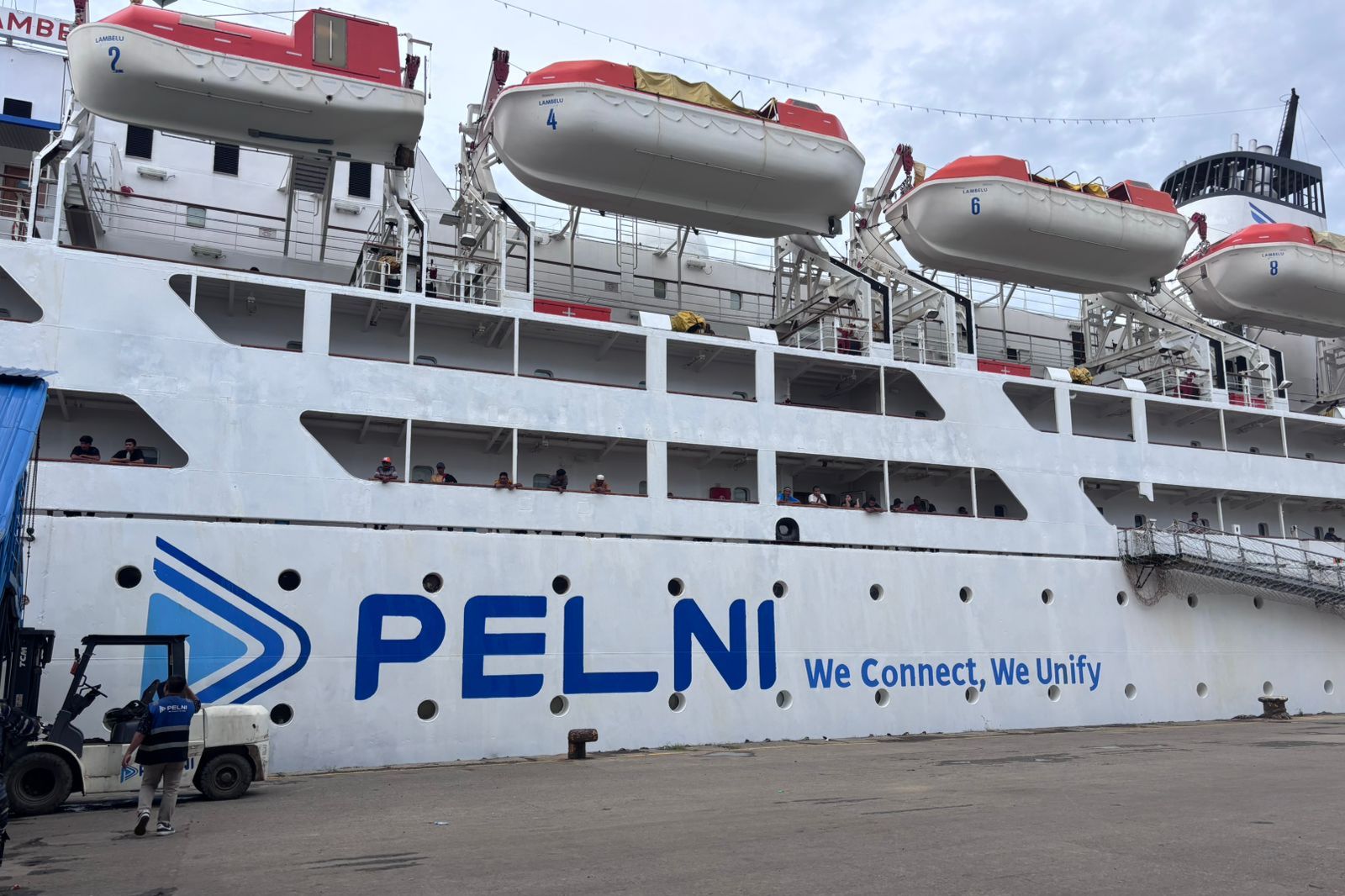 PELNI Balikpapan Prediksi Lonjakan Penumpang Natal dan Tahun Baru 2026 di Pelabuhan Semayang