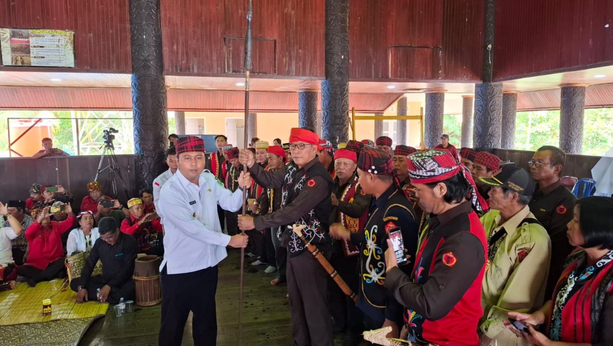 Presidium Dewan Adat Kutai Barat Resmi Dikukuhkan, Bupati Ingin Sinergi Budaya dan Pembangunan