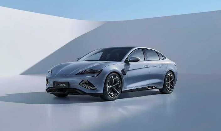 BYD Geser Tesla, Kuasai Penjualan Mobil Listrik Global 2025 Meski Laba Turun 30 Persen