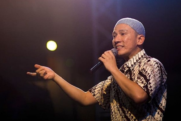 Ustaz Felix Siauw Sayangkan Banyak Orang Justru Sibuk Dengan Urusan Duniawi di Penghujung Bulan Ramadan