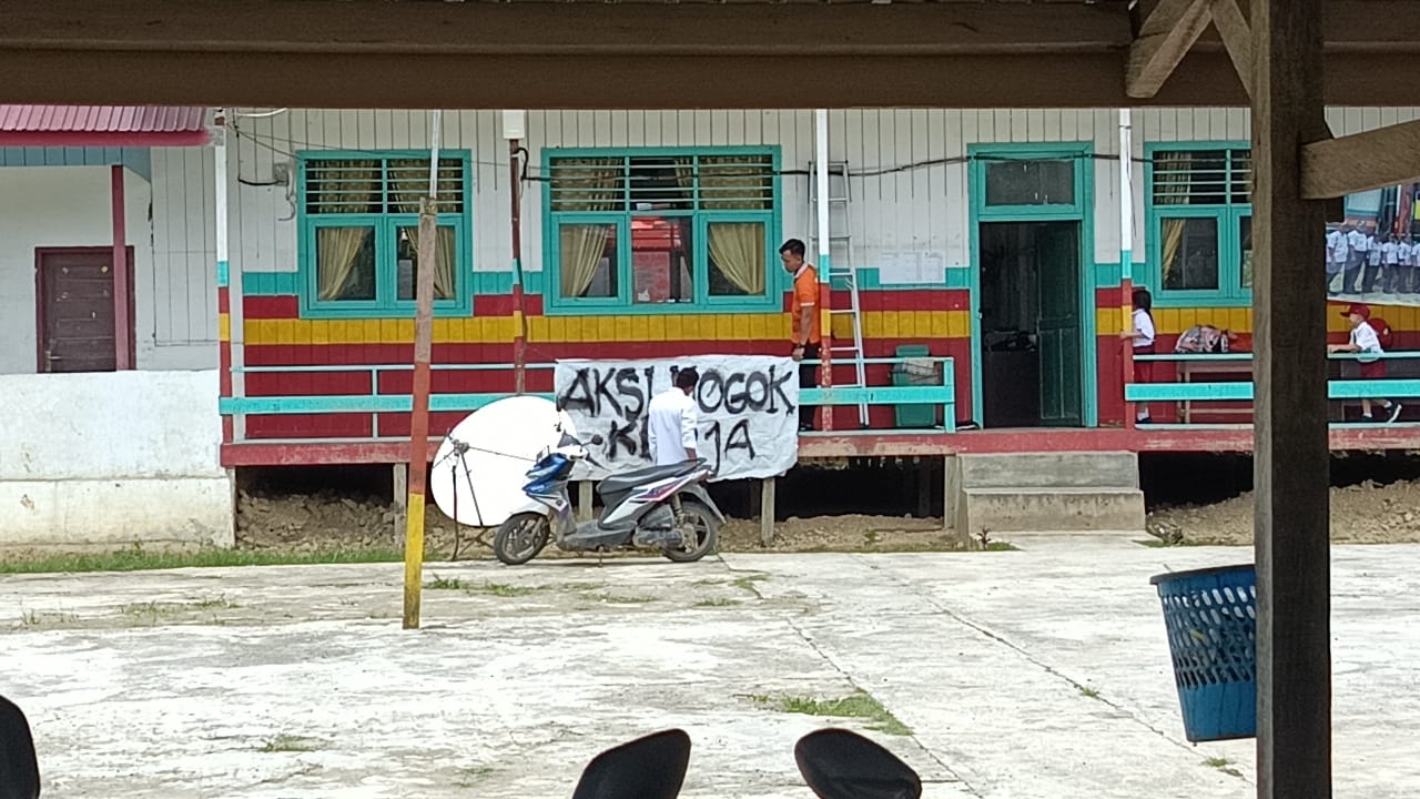 Penetapan TPP Dinilai Tidak Adil, Para Guru di Mahulu Aksi Mogok Masal