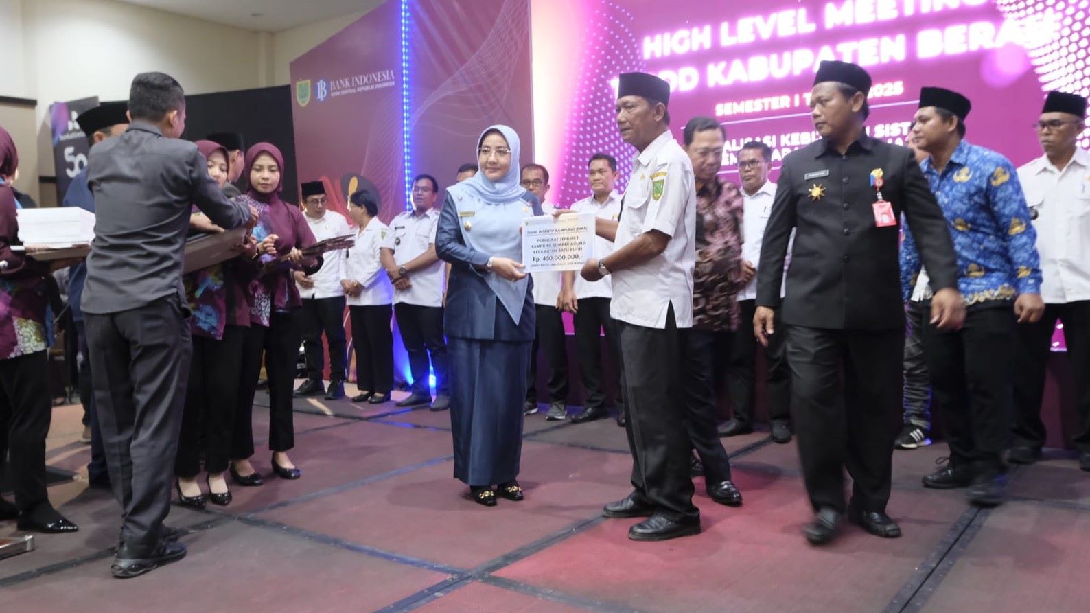 Digitalisasi Keuangan, Antarkan Kampung Sumber Agung Raih Penghargaan dan DIKA Rp450 Juta