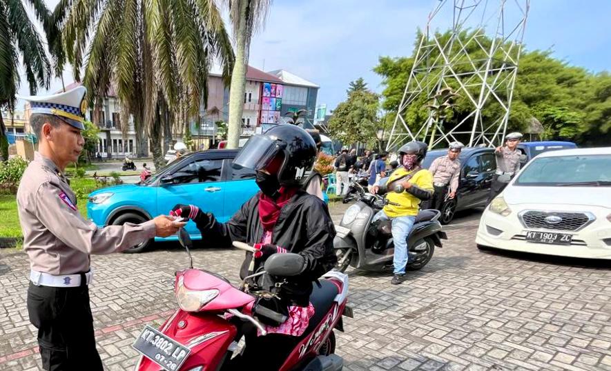 Ratusan Kendaraan di Balikpapan Terjaring Razia dalam Operasi Gabungan