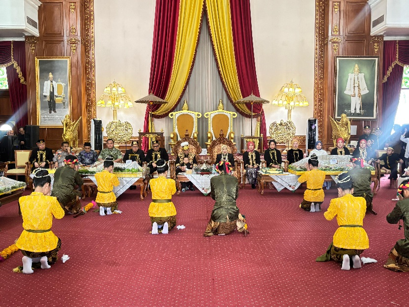 Diumumkan Kementerian Pariwisata, Erau Resmi Masuk KEN 2026