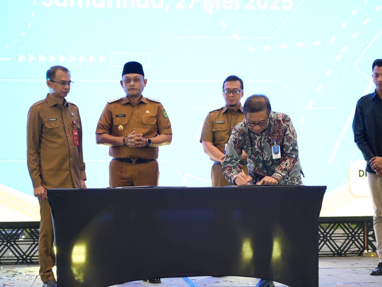 Pemprov Kaltim Luncurkan Layanan SDS dan Sosialisasi SP2D Online