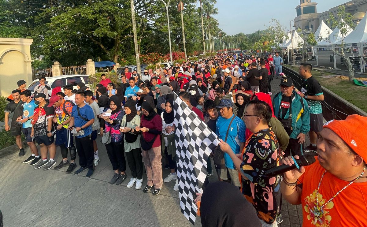 Fun Walk di Masjid Islamic Center Samarinda Diikuti Ratusan Masyarakat