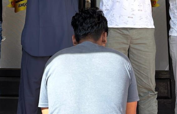 Putus Cinta, Pria di Kutim Sebar Video Asusila Mantan Pacar 