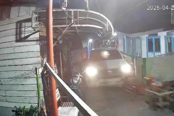 Mobil Tabrak Kendaraan Warga di Samarinda: 1 Pelaku yang Tertangkap Positif Narkoba, 3 Masih Buron