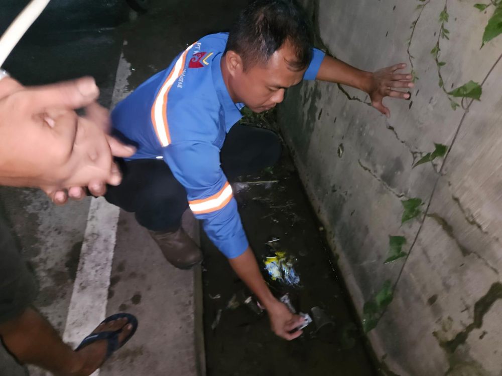 Modus Buang Sabu ke Parit, Kurir Narkoba Asal Samarinda Ditangkap di Loa Janan