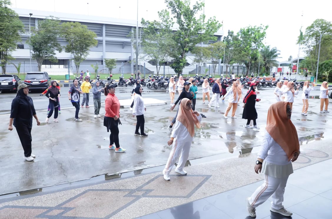 DWP Kaltim Gelar Senam Bersama: Kampanyekan Hidup Sehat dan Perempuan Berdaya