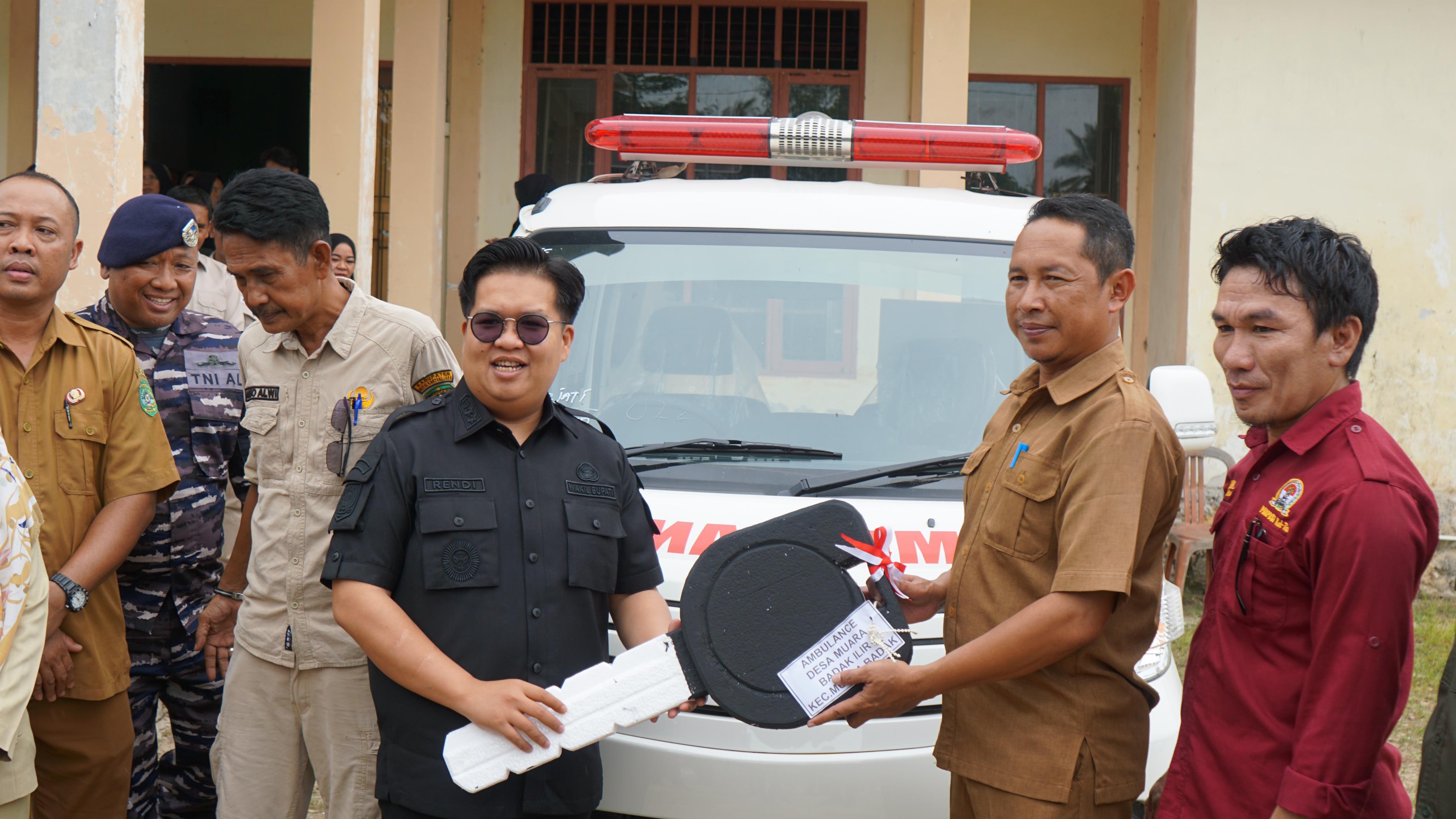 Pemkab Kukar Salurkan Ambulans di Muara Jawa dan Muara Badak