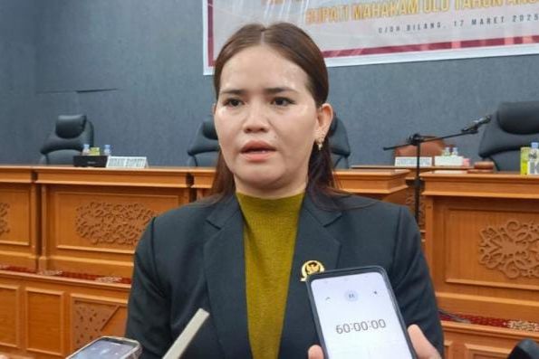 Distribusi Bantuan dari Pemprov Kaltim, Ketua DPRD Mahulu Singgung Pentingnya Langkah Cepat Pemkab