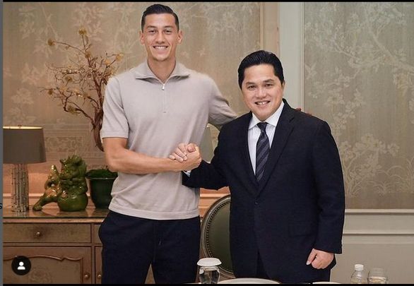 Jay Idzes Pemain Belakang Klub Venezia Resmi Jadi WNI