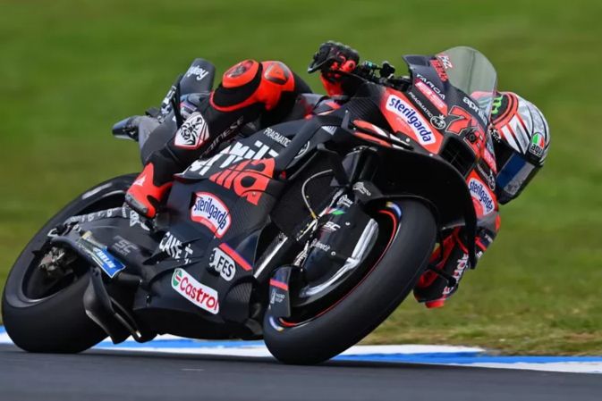 Pembalap Aprilia Terdepan di Sprint Race MotoGP Australia 2025: Bezzecchi Menang, Raul Fernades Kedua