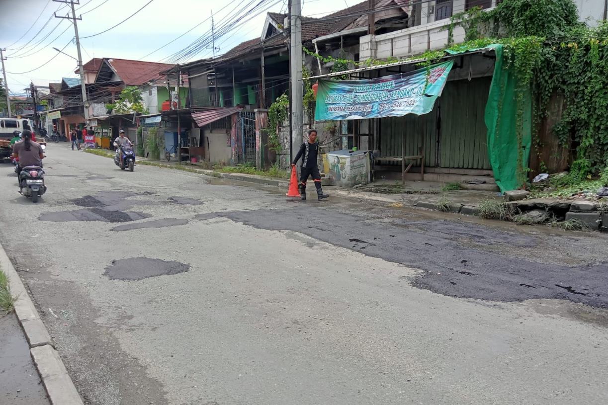 Viral Protes Warga soal Jalan AW Syahrani, DPU Balikpapan Buka Suara
