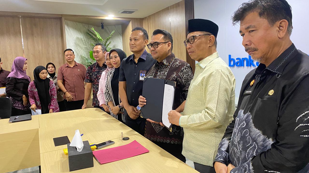 Pemkab Kukar Resmi Teken Akad Kredit Rp820 Miliar dengan Bankaltimtara
