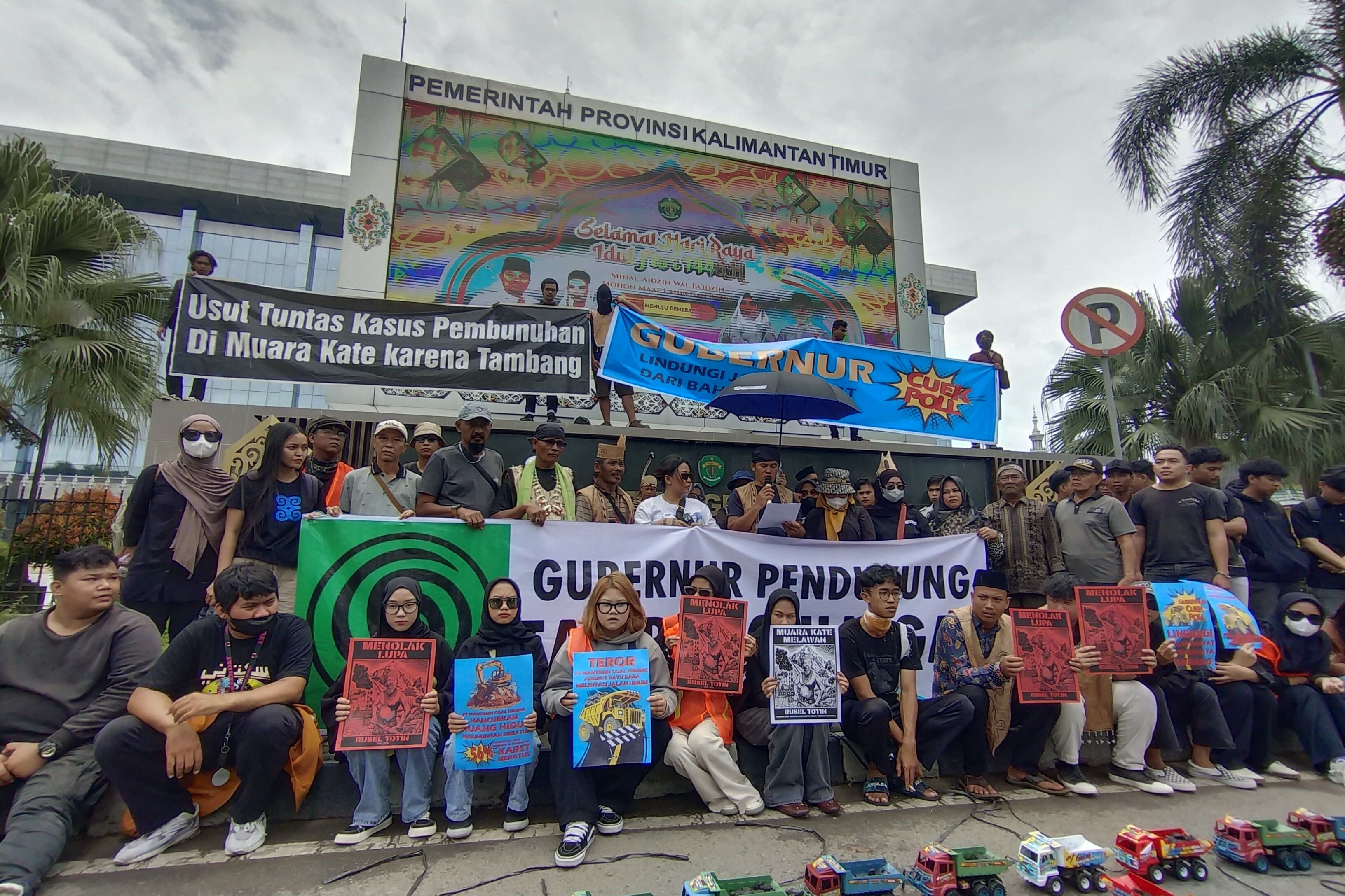 Warga Tolak Kendaraan Angkut Batu Bara Melewati Jalan Umum, Pemprov Diminta Bersikap!