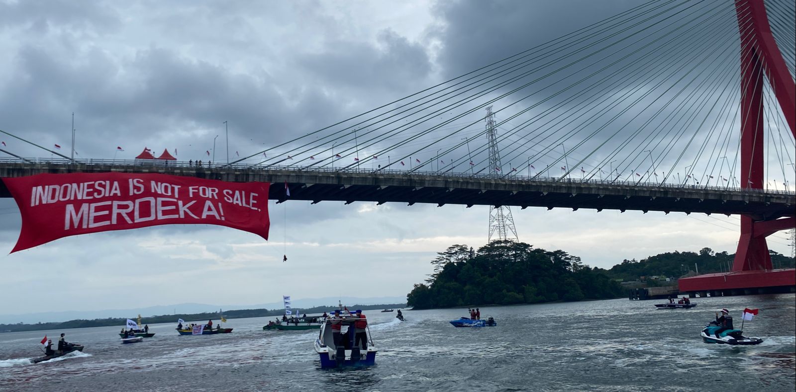 Aktivis Diduga Ditahan Ketika Rayakan HUT ke-79 RI di Pulau Balang, Kabid Humas Polda Kaltim: Makan-makan Saja