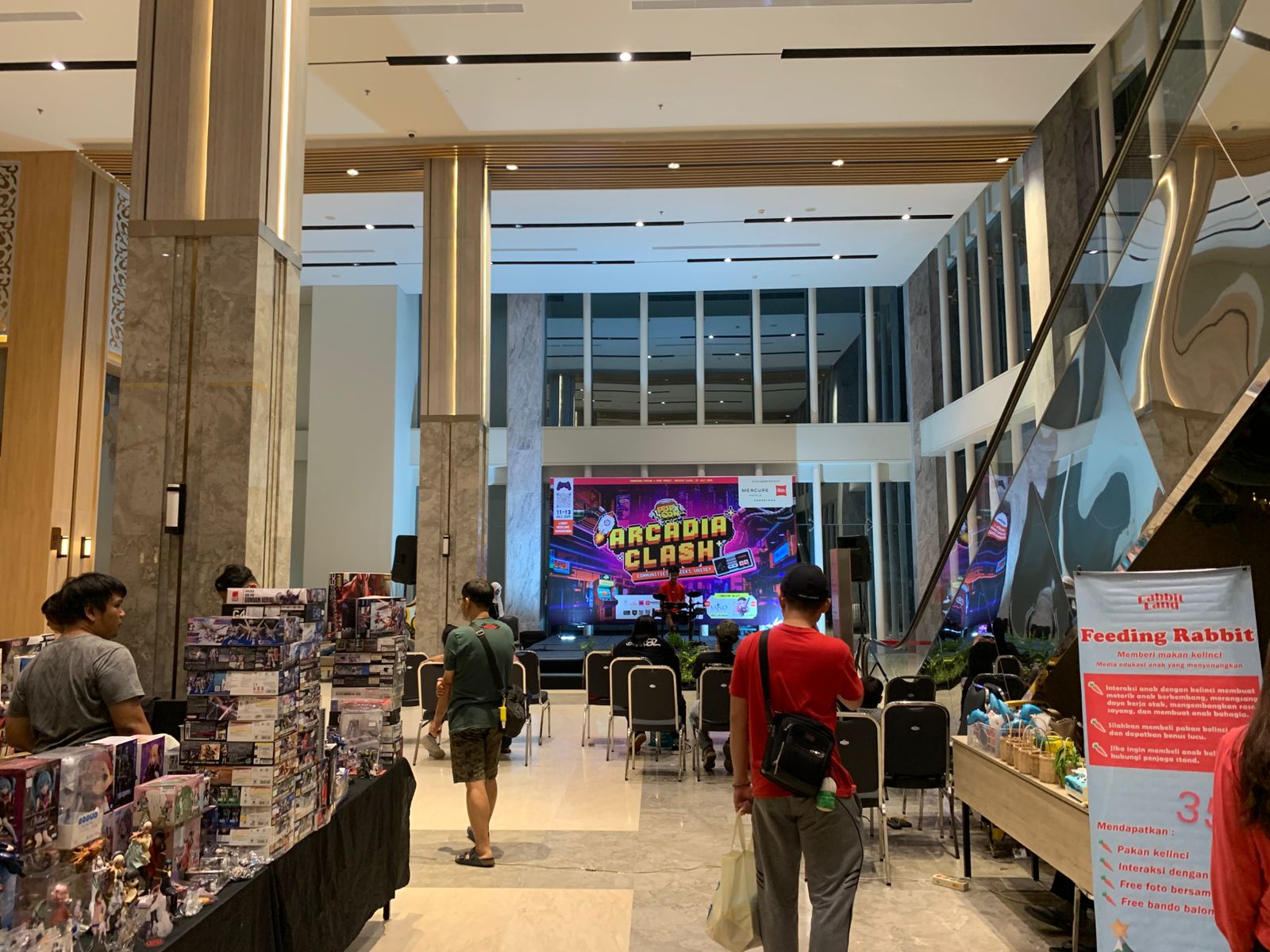 Arcadia Clash: Ajang Nostalgia Tunjukkan Barang-Barang Vintage hingga Pengenalan Budaya Pop 