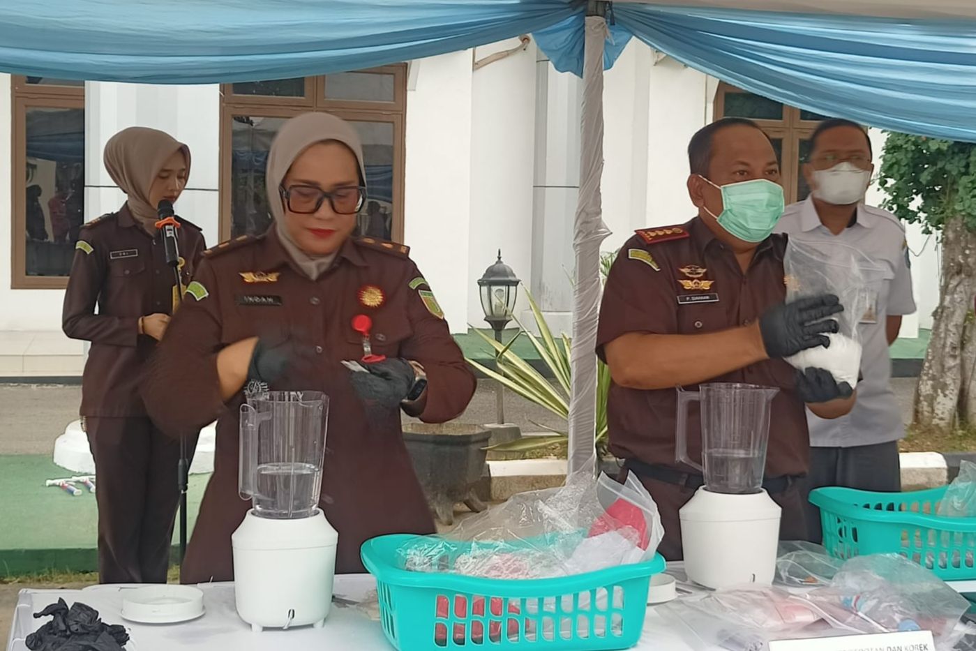 Kejari Bontang Musnahkan Barang Bukti Pidana, Sabu Diblender lalu Dibuang ke Septic Tank