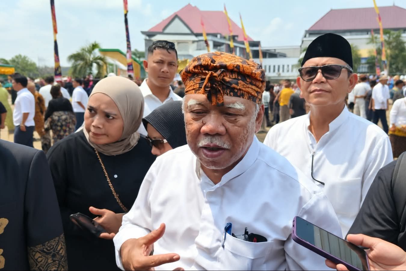 Hadiri Penutupan Erau 2026, Kepala Otorita Tertarik Menggelar Erau di IKN