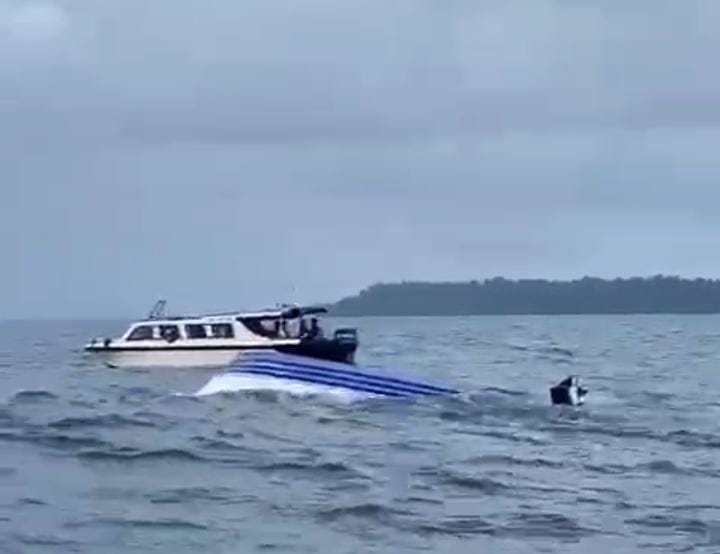 Speedboat Asal Tarakan Terbalik Setelah Dihantam Ombak di Perairan Maratua, 2 Orang Dikabarkan Meninggal Dunia