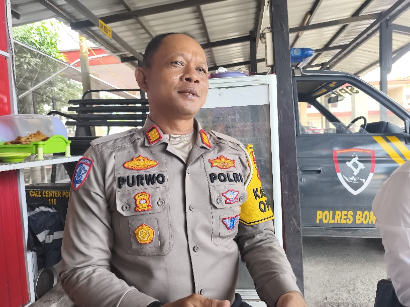 Hampir Serempet Polisi, Sopir Ugal-ugalan Diamankan di Pasar Rawah Indah 