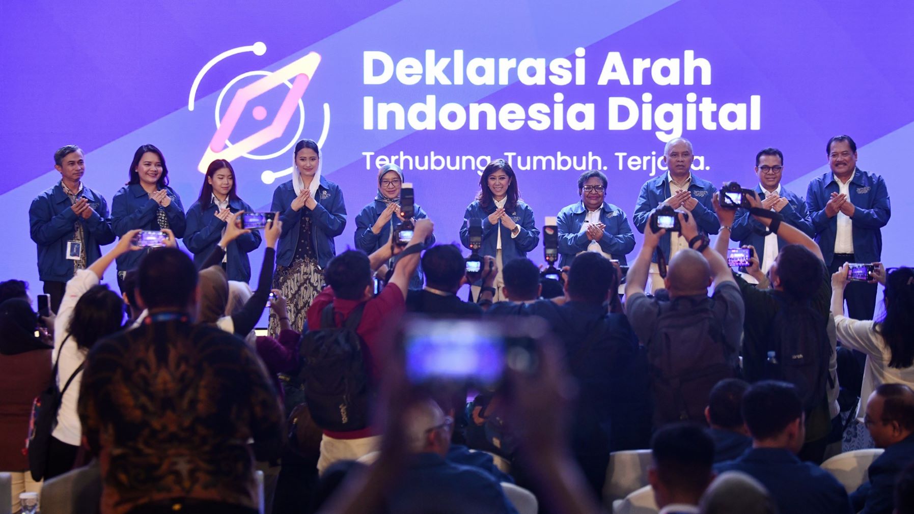 Indonesia Batasi Akses Anak terhadap Medsos Mulai 2026