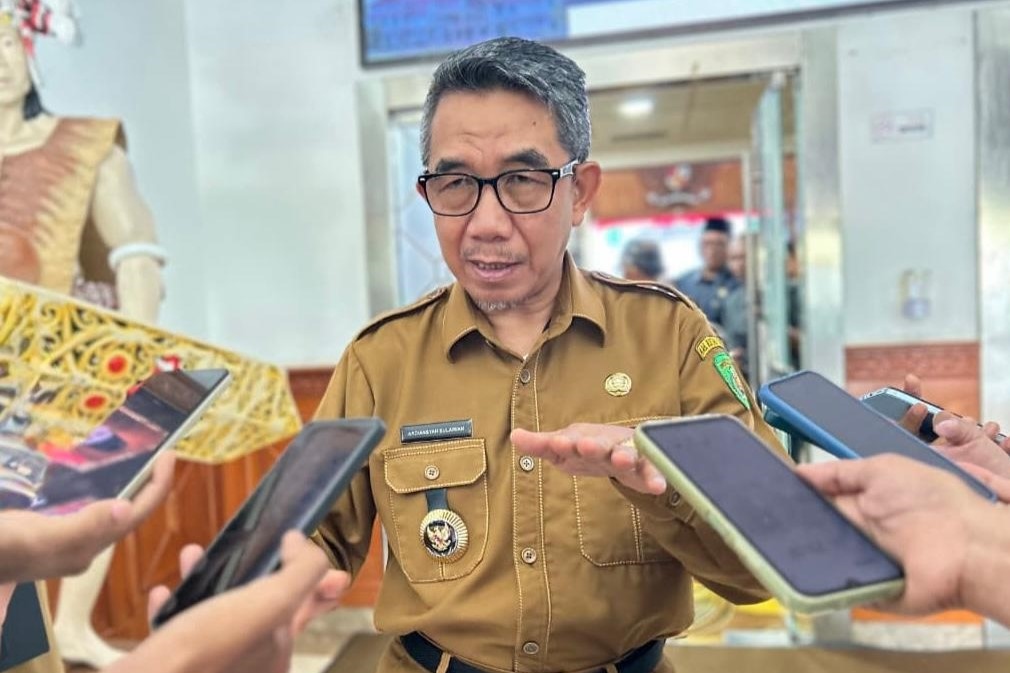 Bupati Ardiansyah Targetkan Listrik Batu Ampar Menyala Awal 2026