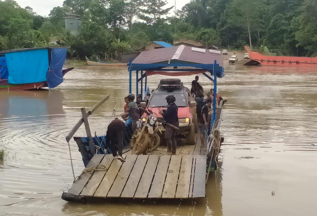 Tarif Kapal Penyeberangan di Sungai Rata Mahulu Dikeluhkan Warga Karena Terlalu Mahal