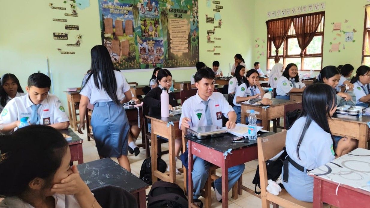 Akhirnya Program MBG Sampai ke Kubar, 823 Siswa SMAN 2 Sendawar Nikmati Makan Gratis