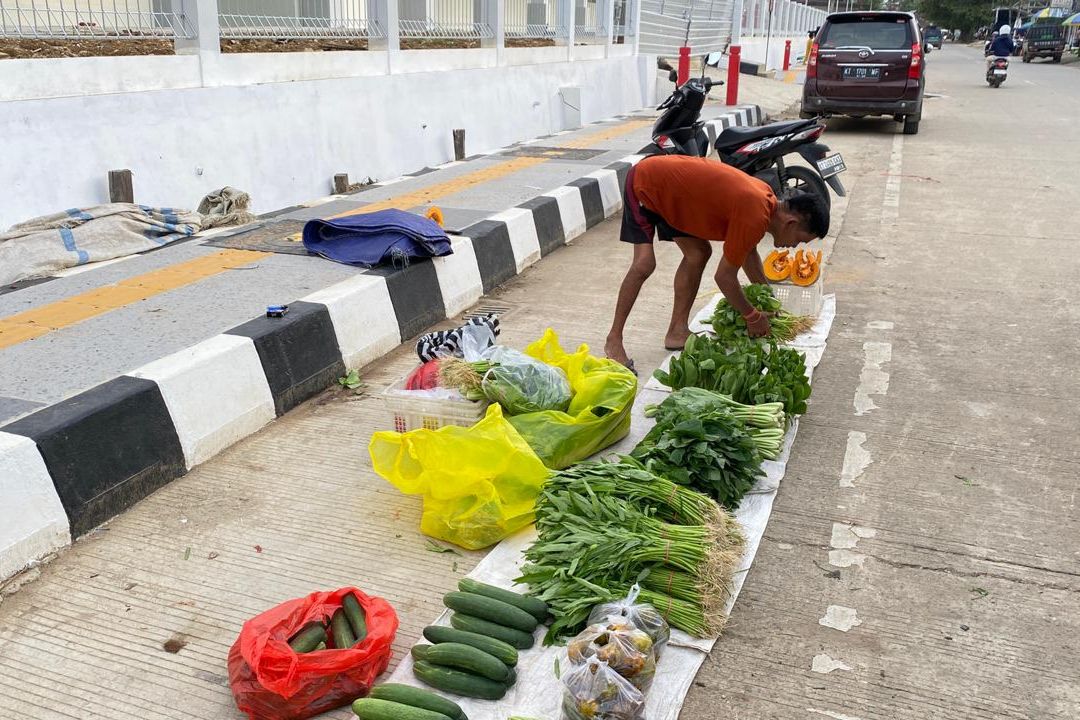 Penataan PKL Menjelang Operasional Pasar Tangga Arung, Jam Berdagang Diatur