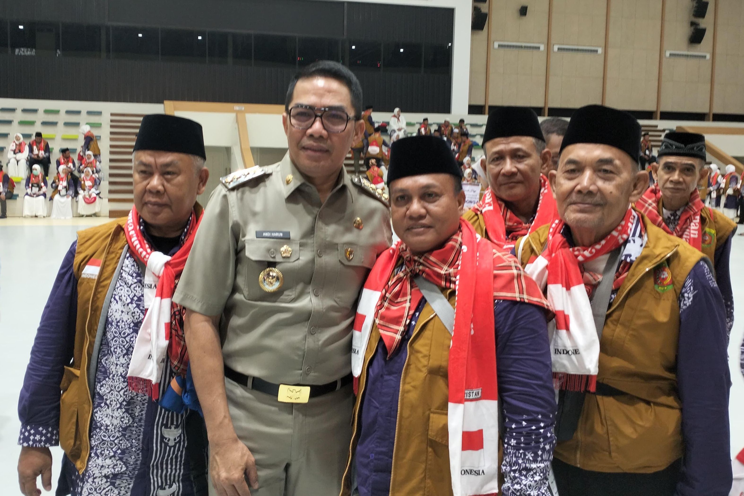 360 Jamaah Haji Samarinda Diberangkatkan, Wali Kota Andi Harun Ingatkan Jaga Kesehatan