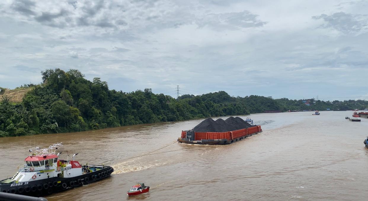 200 Kapal Melintas Tiap Hari, Pelindo Perkuat Investasi Keselamatan di Sungai Mahakam
