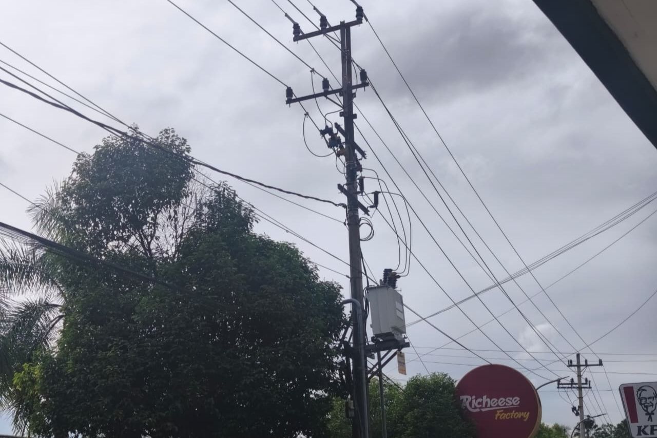 Kabel Semrawut Ganggu Estetika Kota, Wawali Bontang Minta PLN dan Telkom Merapikan