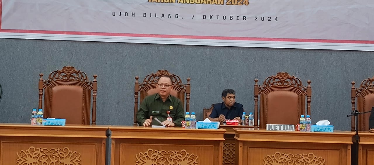 Sekda Mahulu Paparkan Progres Rencana Aksi Daerah di Rapat Paripurna