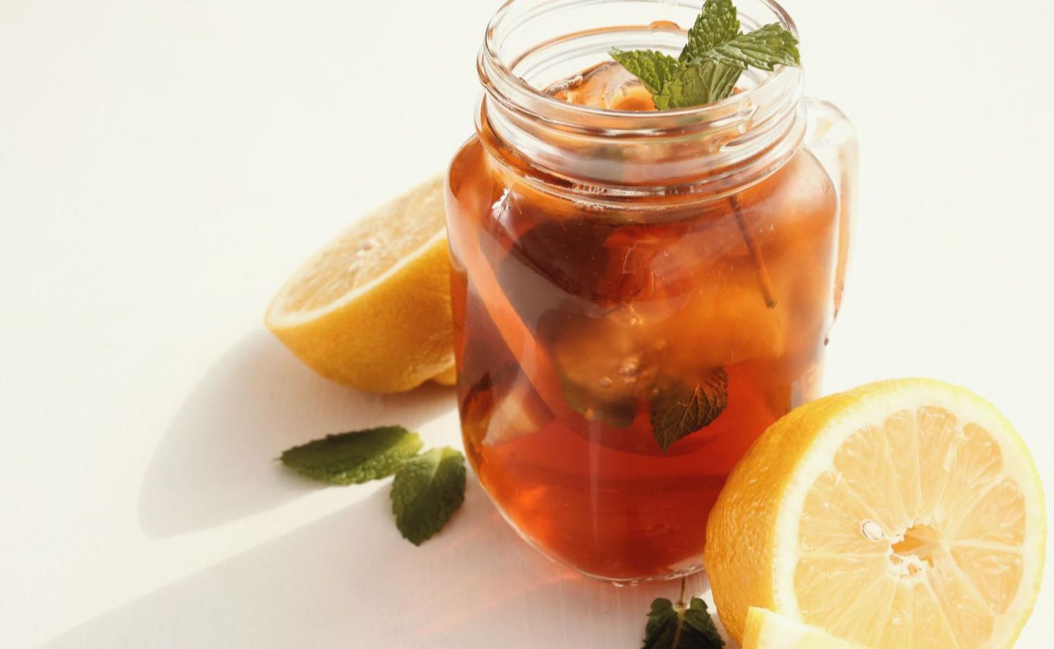 Tak Hanya Menyegarkan, Ternyata Lemon Tea Banyak Manfaatnya untuk Kesehatan