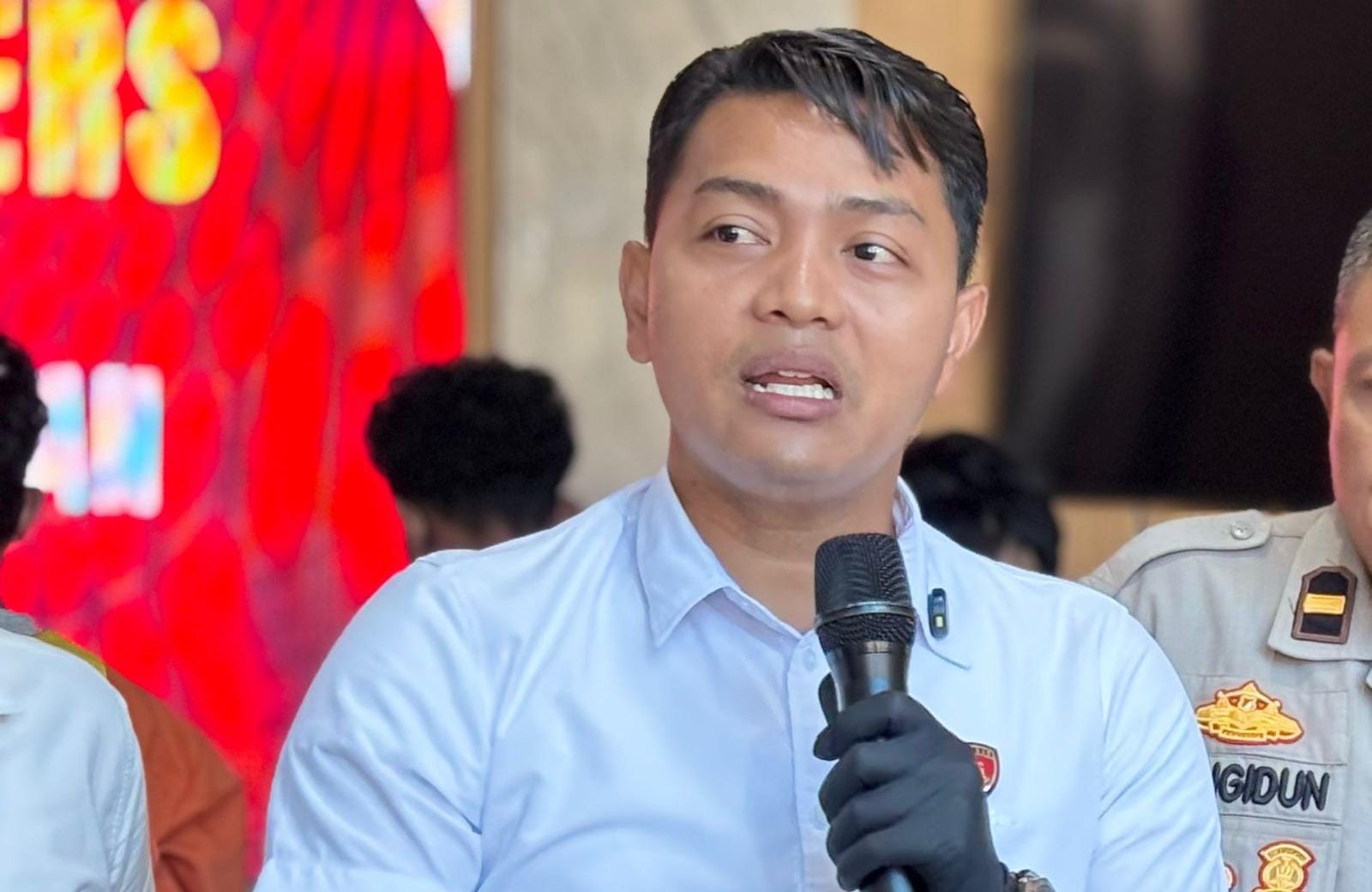 Lima Pria Ditetapkan Sebagai Tersangka dalam Kasus Judi Sabung Ayam di Balikpapan