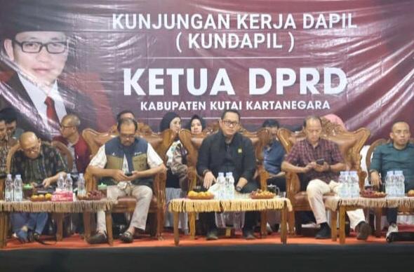 Kunjungan Ketua DPRD Kukar Bergeser ke Kelurahan Maluhu