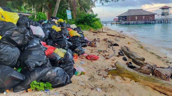 Terkendala Jumlah Tenaga Kebersihan, Sistem Outsourcing jadi Solusi Atasi Menumpuknya Sampah di Objek Wisata