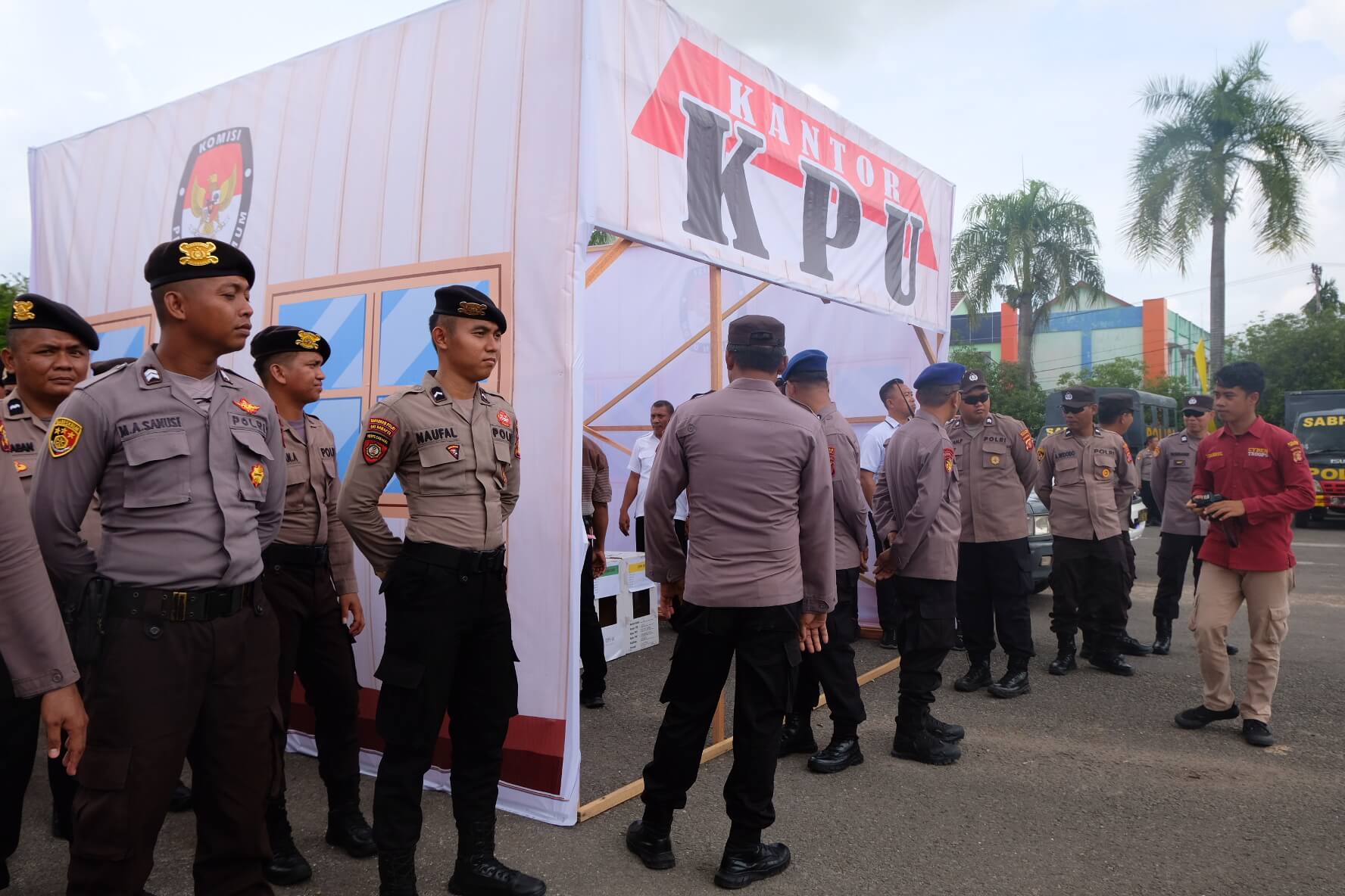 Polres Berau Berkomitmen untuk Memaksimalkan Pengamanan Distribusi Logistk Pemilu