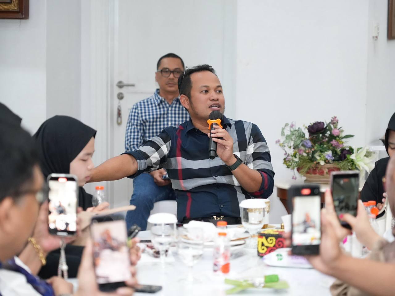 Ngopi Santai Jurnalis Bareng Gubernur Kaltim