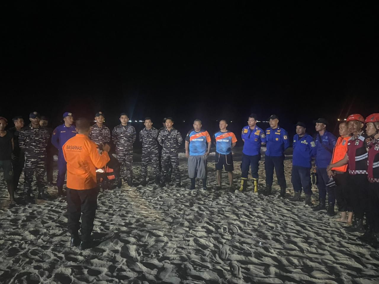 Hari Ketiga Pencarian, Tim SAR Jelajahi Teluk Balikpapan Tengah Cari Khoirul Anam yang Hilang di Pantai Kemala